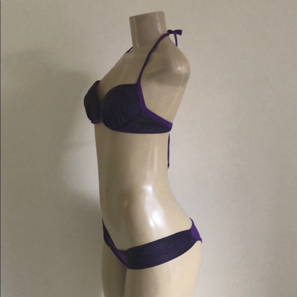 Acnaib Bikini - Picture 2 of 3